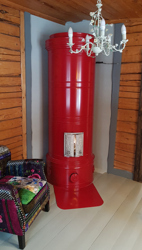 punainen pönttöuuni